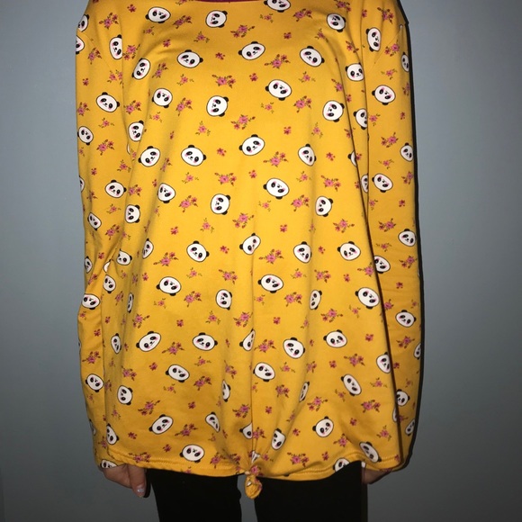 yellow shirt with pandas on it - Picture 3 of 4
